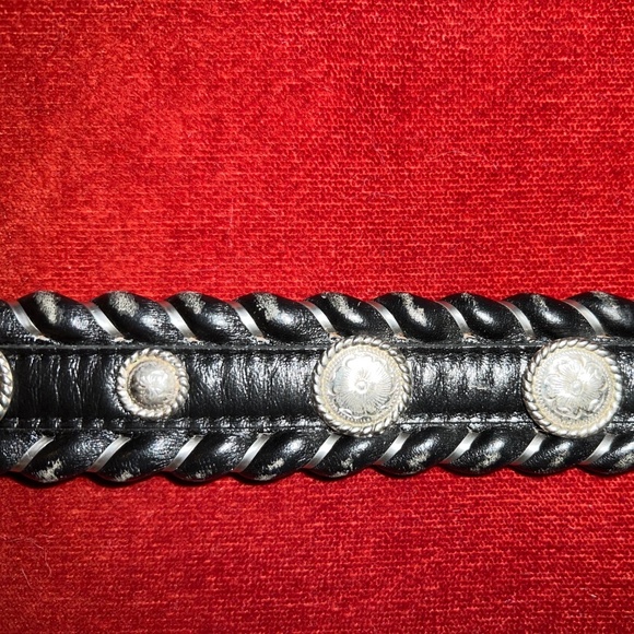 Justin Black Leather Belt W/ Silver & Gold Crumrine Buckle & (11) Silver Conchos - Picture 11 of 16